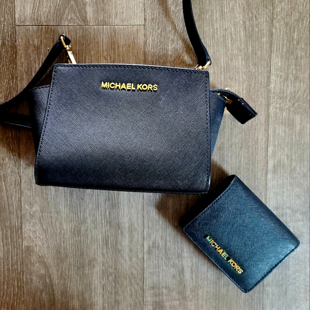 Michael Kors Crossbody & Wallet